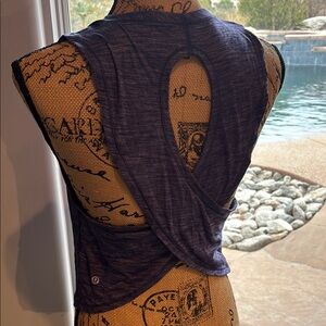 Lululemon classic crop Purple Open-Back Tank Top size 8